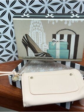 Chloé Soft Pink Leather Wristlet